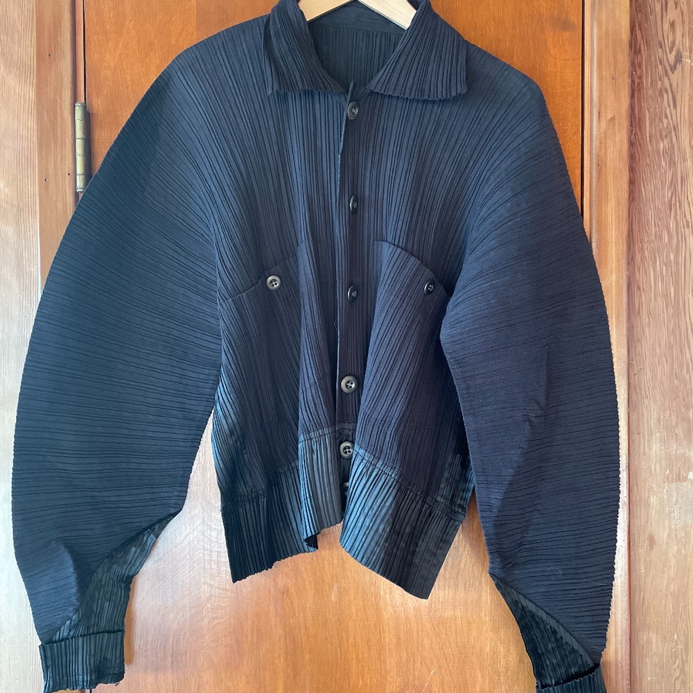 ISSEY MIYAKE PLEATS PLEASE BUTTON UP TOP